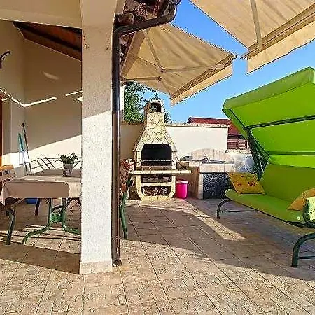 1179 Hotel Banjole